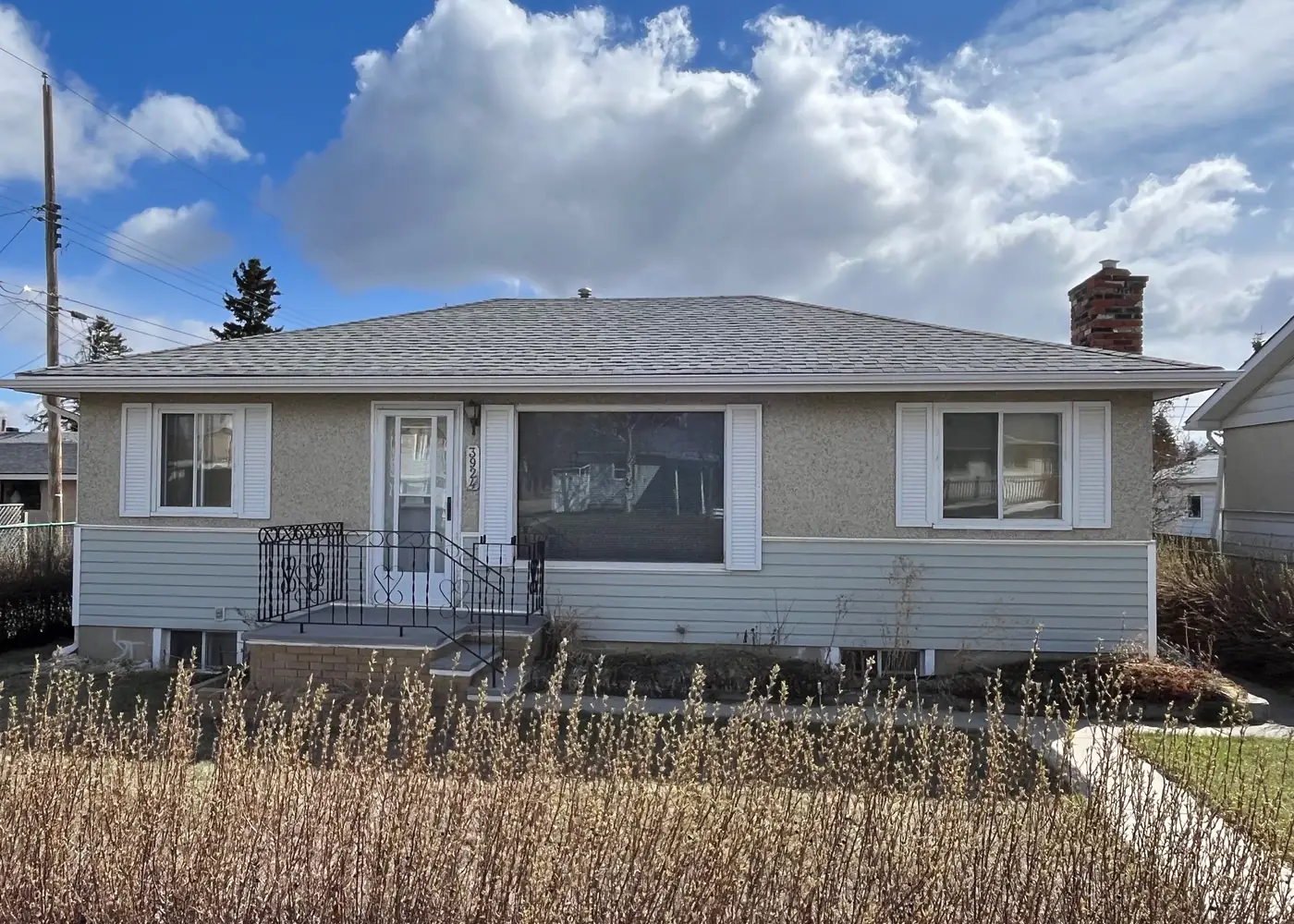 NW_Bungalow_Before_1400